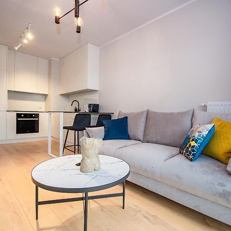 Inpoint Tauron Arena Apartment With Free Parking - Lema St 17 Krakow Bagian luar foto