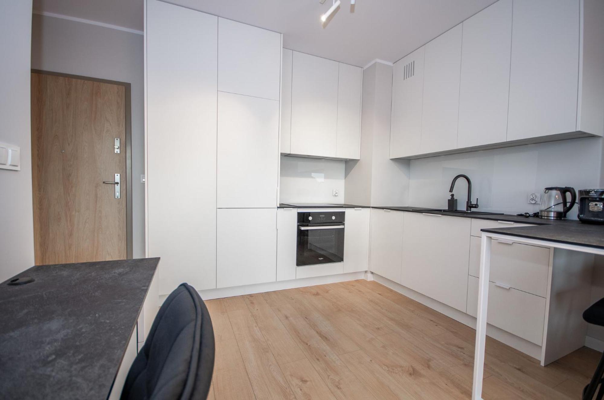 Inpoint Tauron Arena Apartment With Free Parking - Lema St 17 Krakow Bagian luar foto